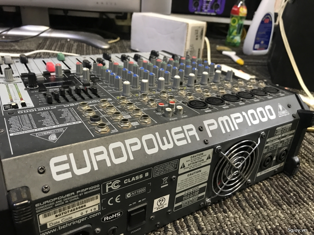 Behringer EUROPOWER PMP1000 - 3