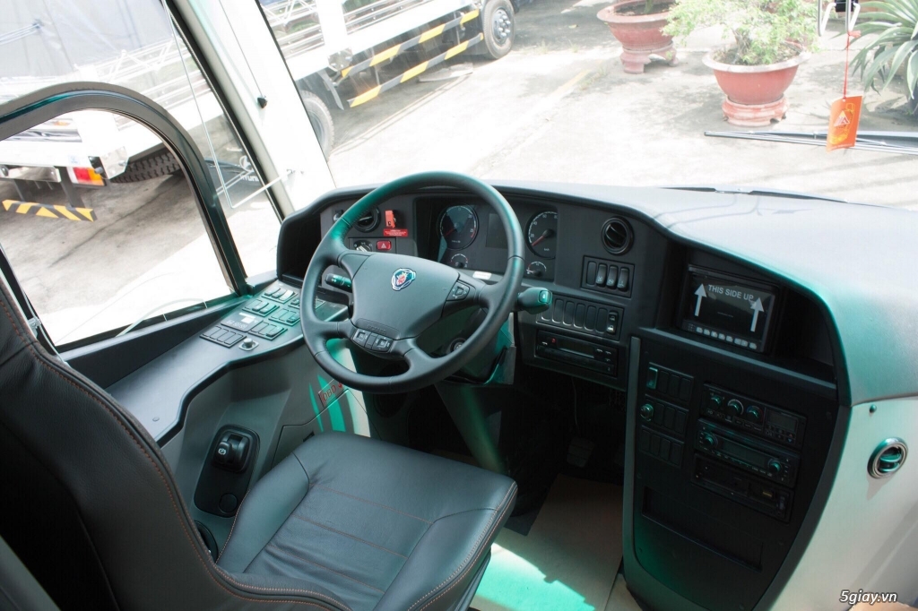 SCANIA luxury coach A50 (50 chỗ) nhập tt Châu Âu 100% - 6