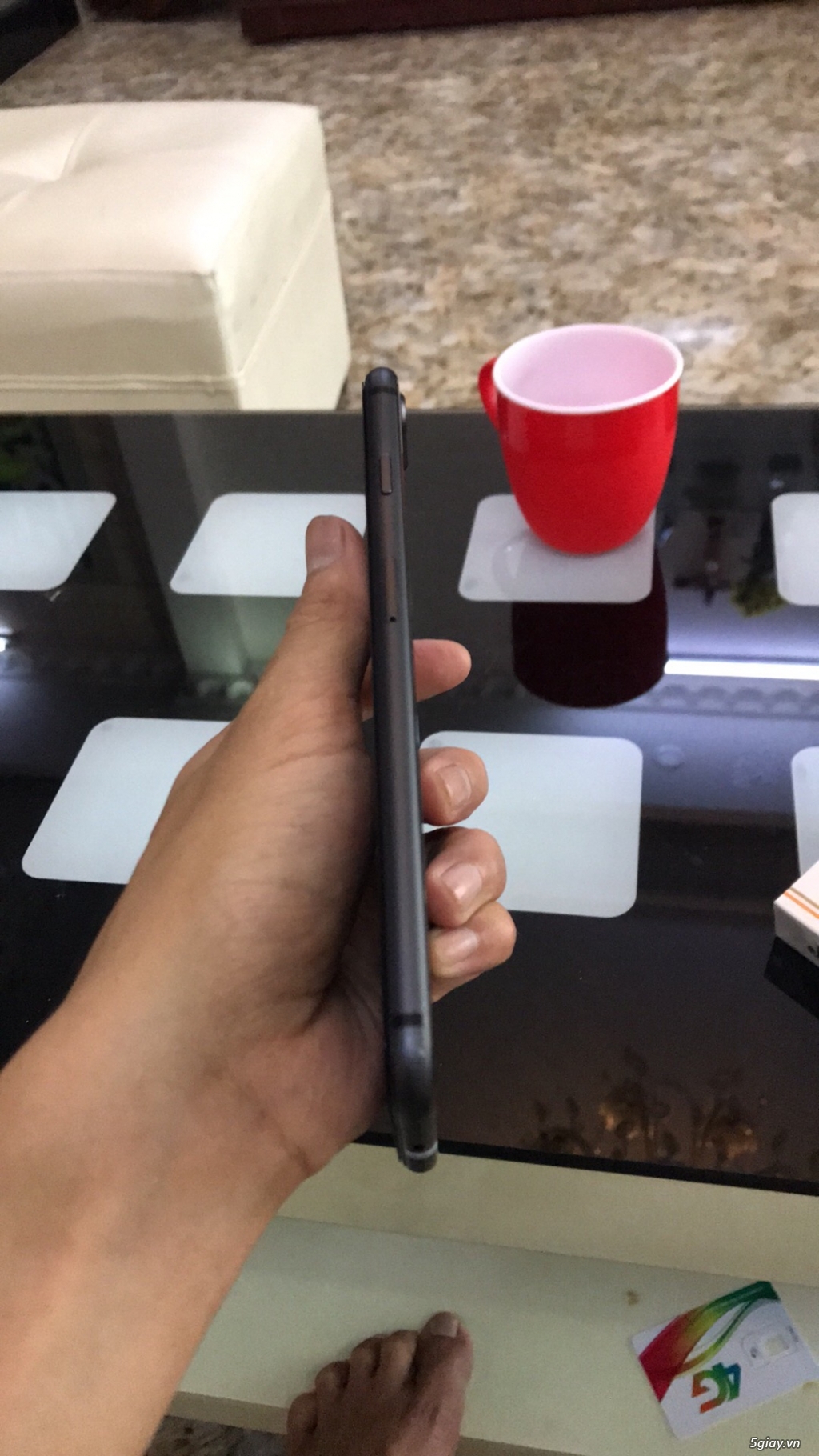Cần bán iPhone 8 plus 64gb quốc tế - 3