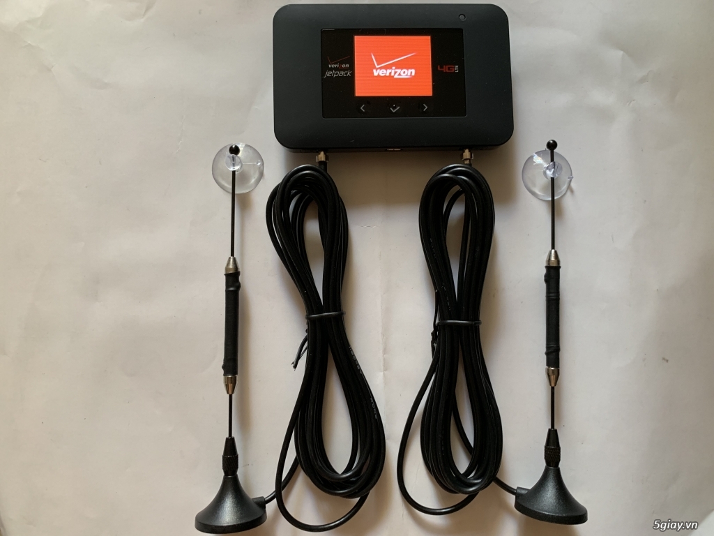 Wifi sim 4G Netgear 791L xách tay USA. end 23h00 20/06/2019