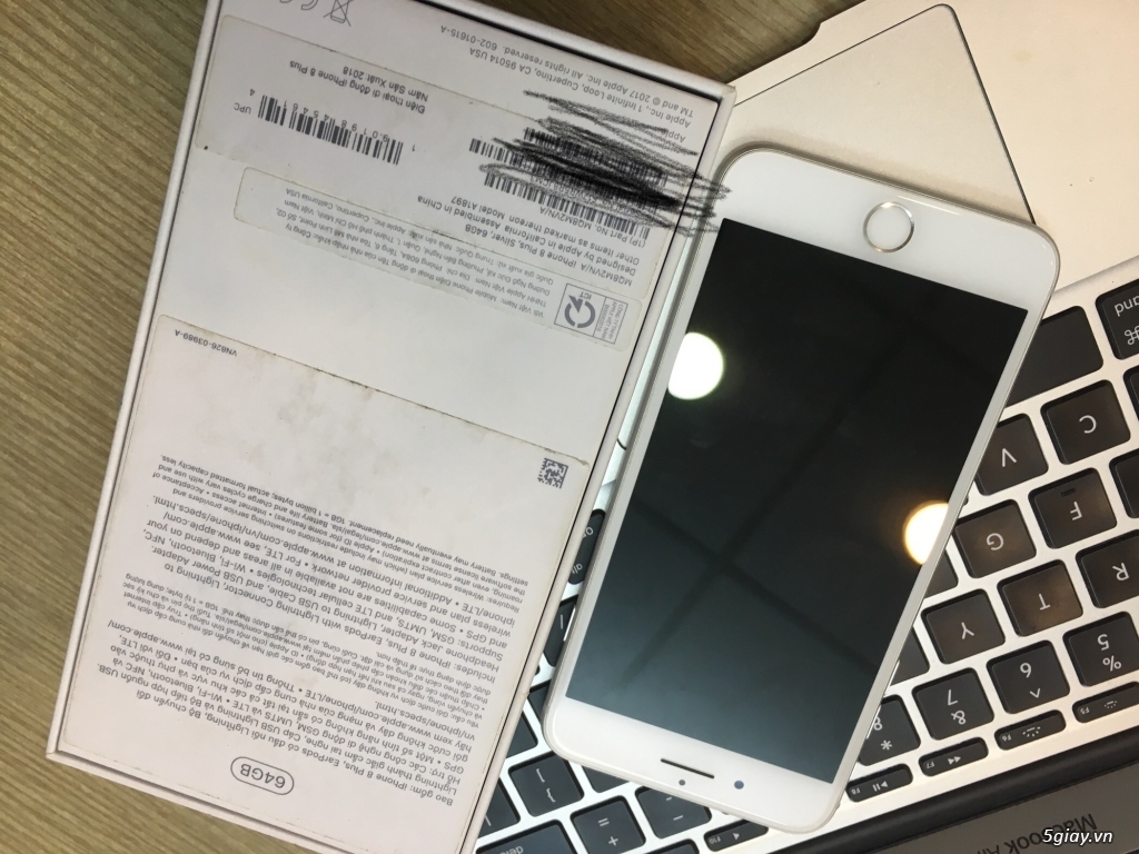 Ban 8 plus 64G vn/a fullbox còn bh
