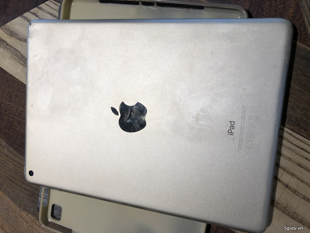 Cần bán iPad Gen 5 32Gb - 4