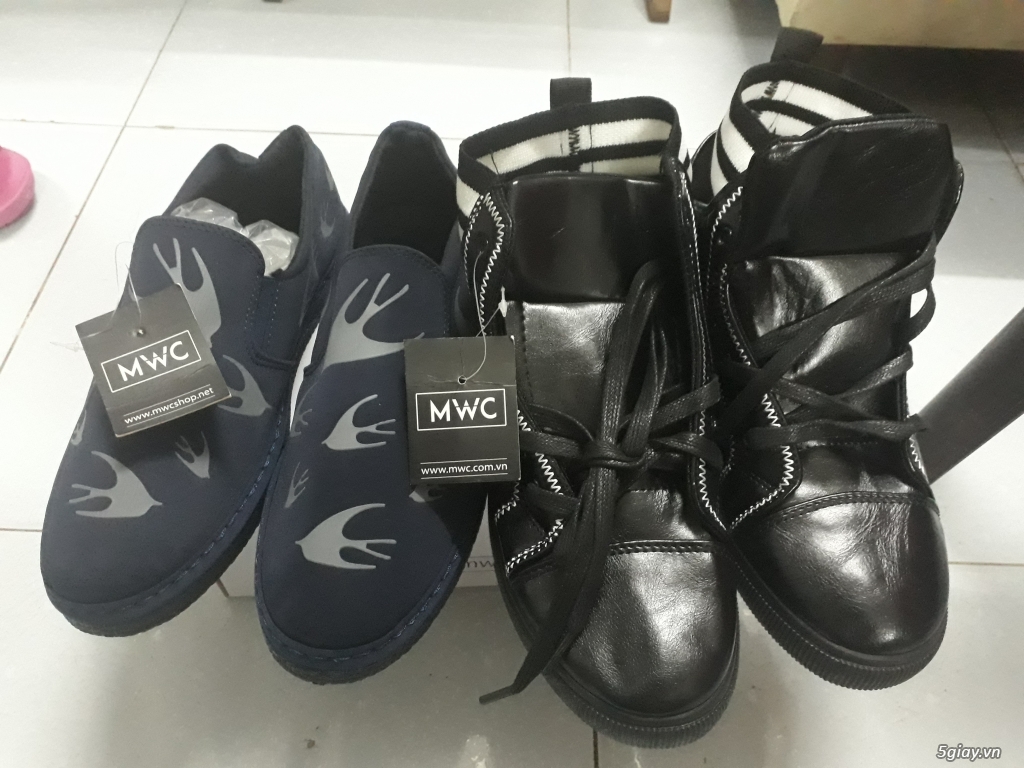 2 đôi giày Nam MWC size 41 new 100% giá yêu thương