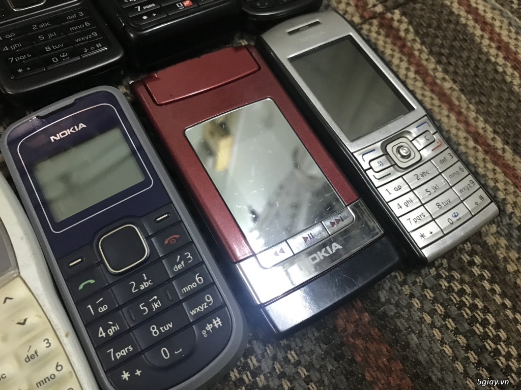 Thanh lý ít Nokia cổ nguyên zin.