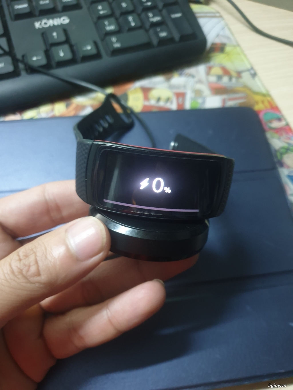 Đồng hồ Samsung Gear Fit2 Pro giá cực tốt cho ae - 1