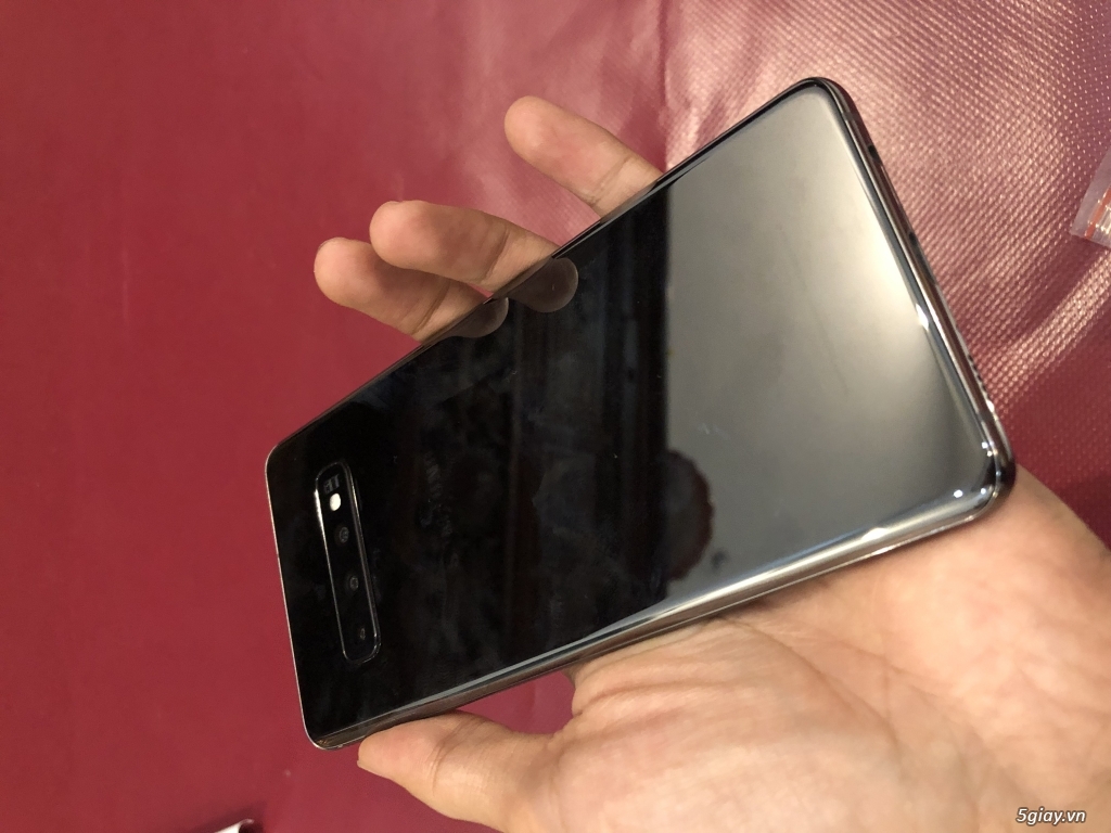Samsung s10 plus - 1