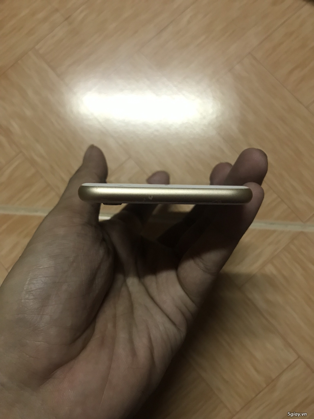 Iphone 6s 16gb gold.