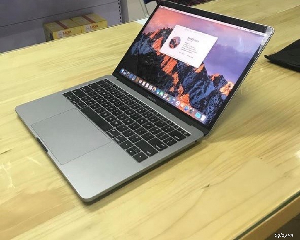 Macbook Pro 2017 giá tốt nhất Đà Nẵng - MPXQ2