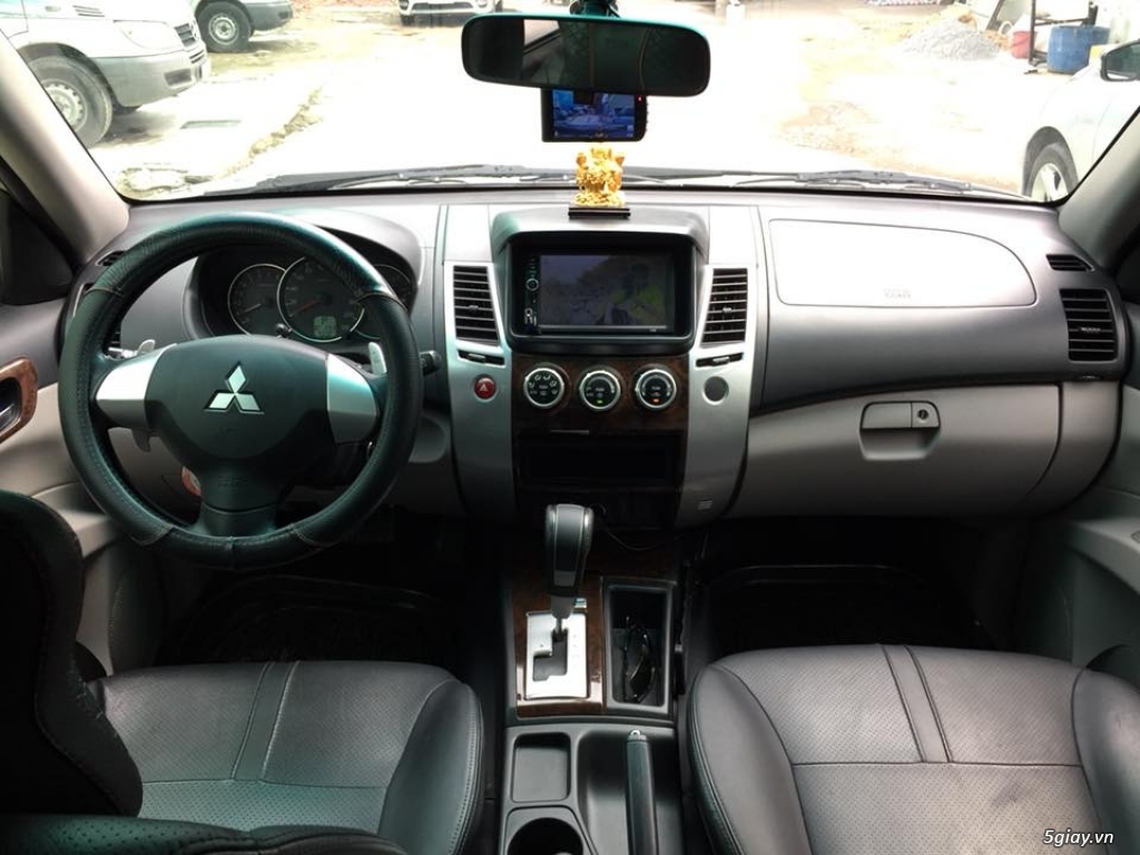 Bán xe Mitsubishi Pajero Sport 2016, số tự động, máy xăng 7 chỗ. - 8