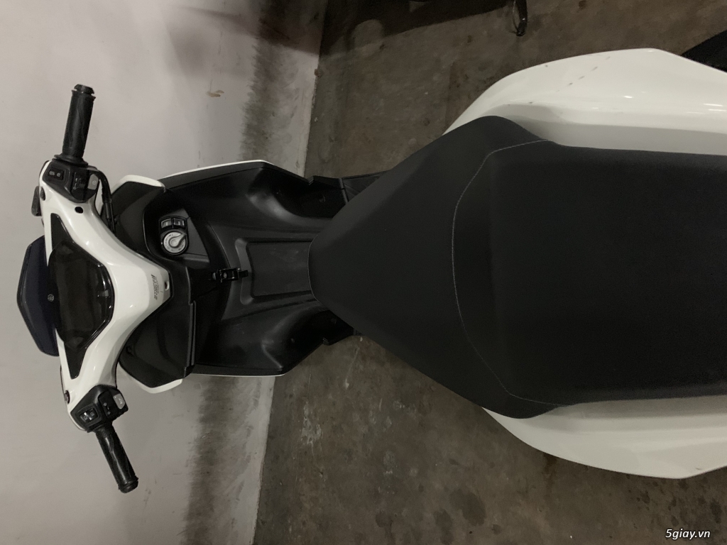 Yamaha NVX 155 trắng 2017 - 1