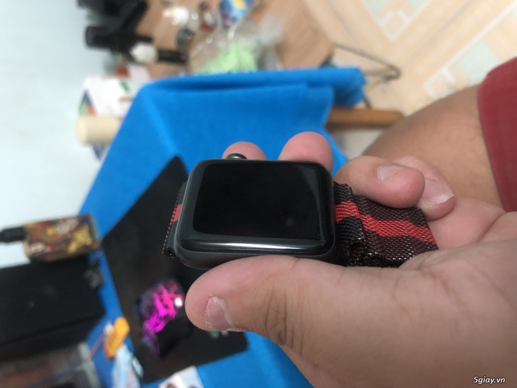 apple watch seri 3 lte núm đỏ