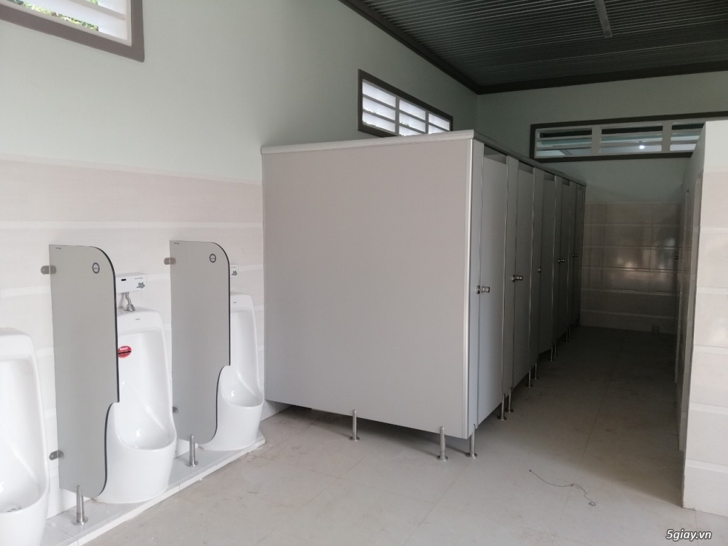 van xã tiểu cảm ứng smartech vệ sinh nhanh tiết kiệm nước - 1