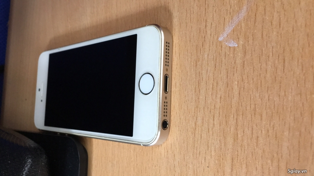 Apple iPhone 5S 16 GB vàng zin all pin trâu
