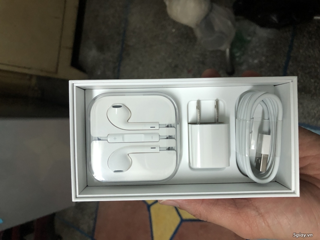 Bán iphone SE màu đen