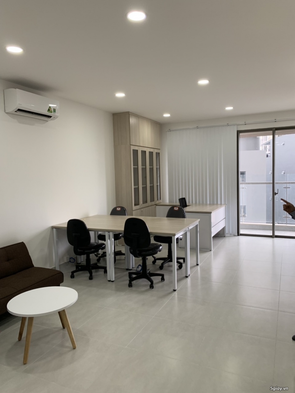 Văn phòng + căn hộ studio + cho thuê dịch vụ AIRbnb - 3