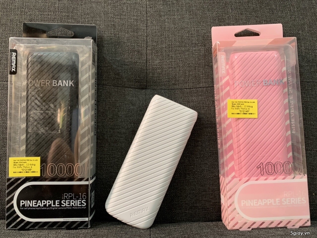 Sạc dự phòng Remax 10.000mAh. ET 22h59 16/6/19