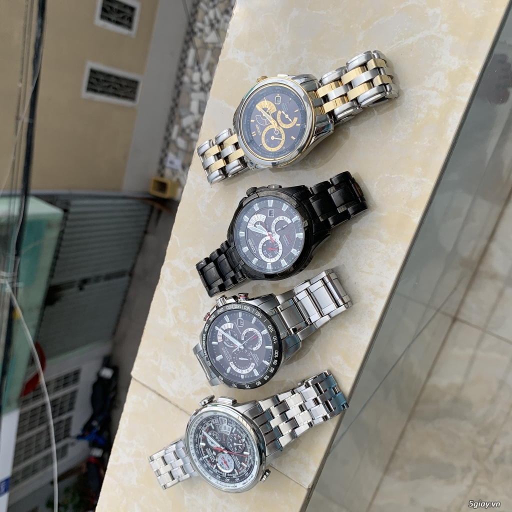 ĐG Citizen black dial men's chronograph . End 22h59’ ngày 16/6/19