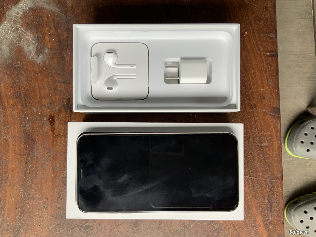 iPhone xs max bạc Mỹ 64GB - 1