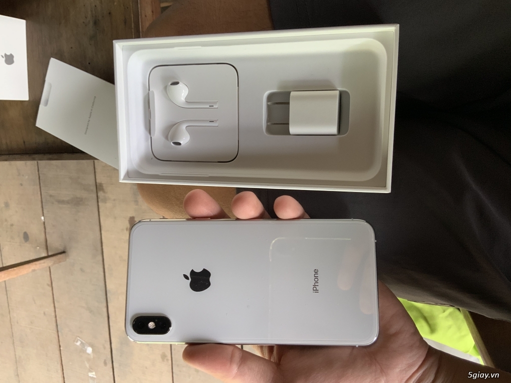 iPhone xs max bạc Mỹ 64GB