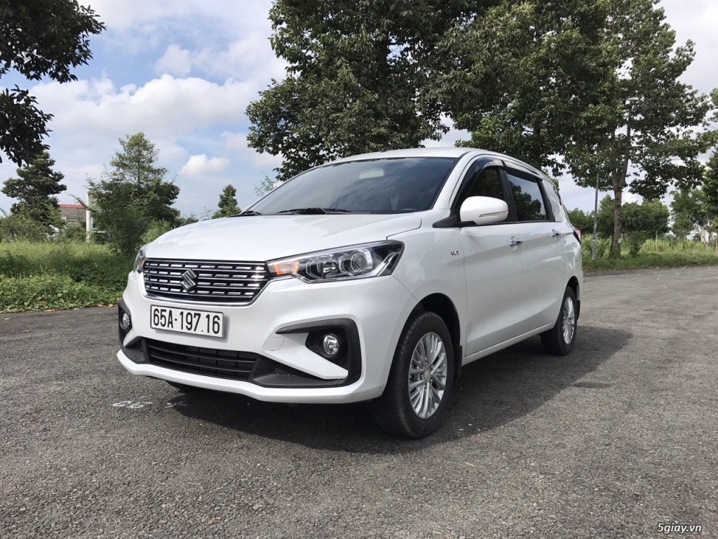 Suzuki Ertiga 7 chỗ 2019