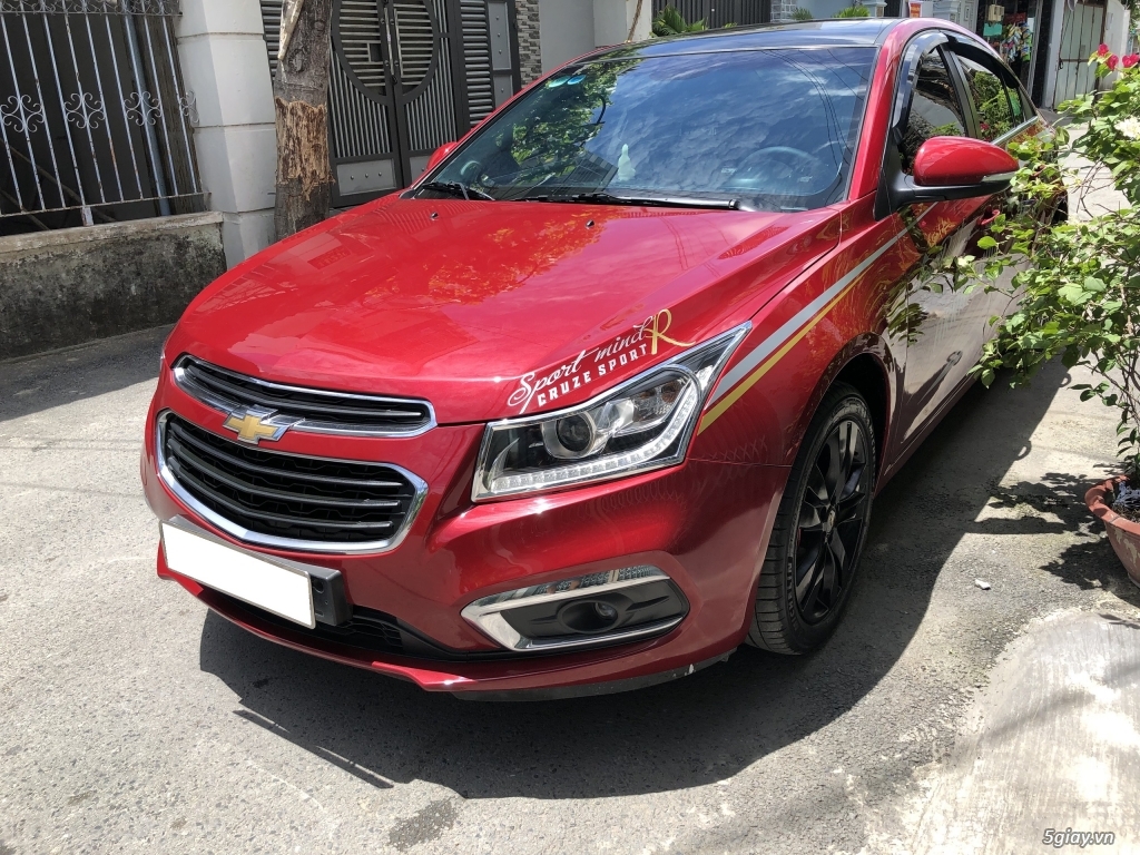 Chevrolet Cruze LTZ 2018 màu đỏ mâm đen, bstp chính chủ