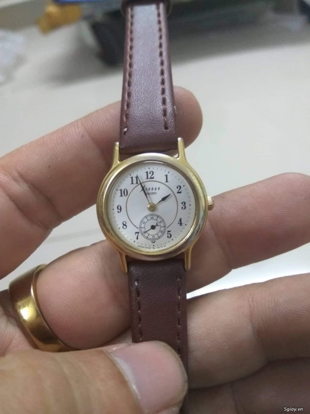 Mình bán đồng hồ si của Thụy sĩ và Nhật