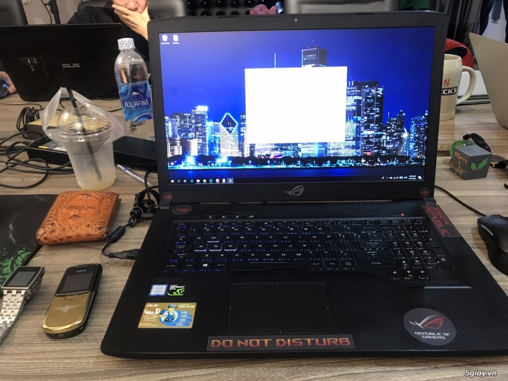 Laptop Gaming Asus ROG Strix i7-8750H/Win10 (17.3 inch) vỏ nhôm - 2