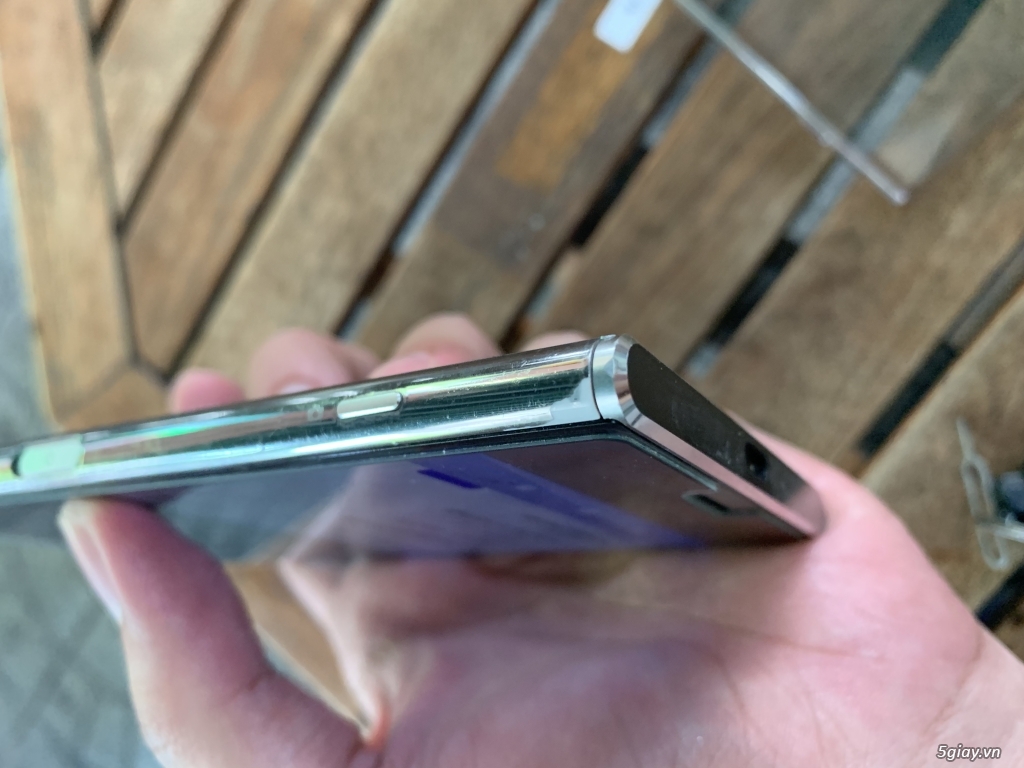 Sony XZ Premium 2 sim màu bạc