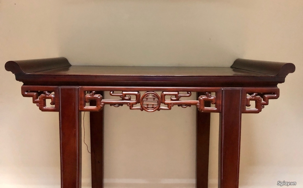 Bộ bàn thờ + 2 ghế gỗ gụ - 3