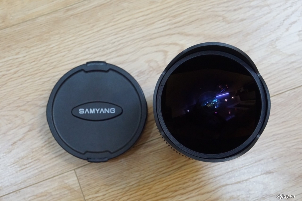 Ống kính fisheye Samyang 8mm cho máy ảnh Sony ngàm E (như mới)