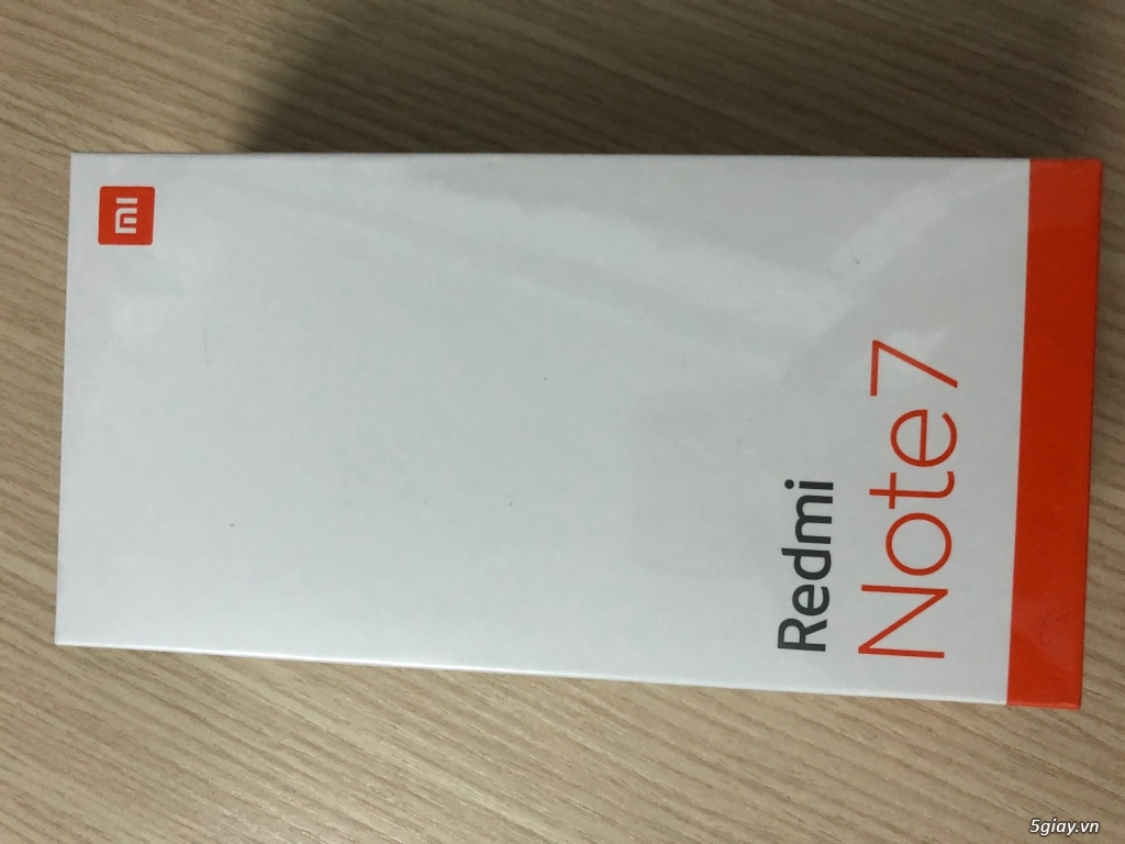 Xiaomi Redmi Note 7 Đen 4GB/64GB Chính hãng DGW Nguyên seal