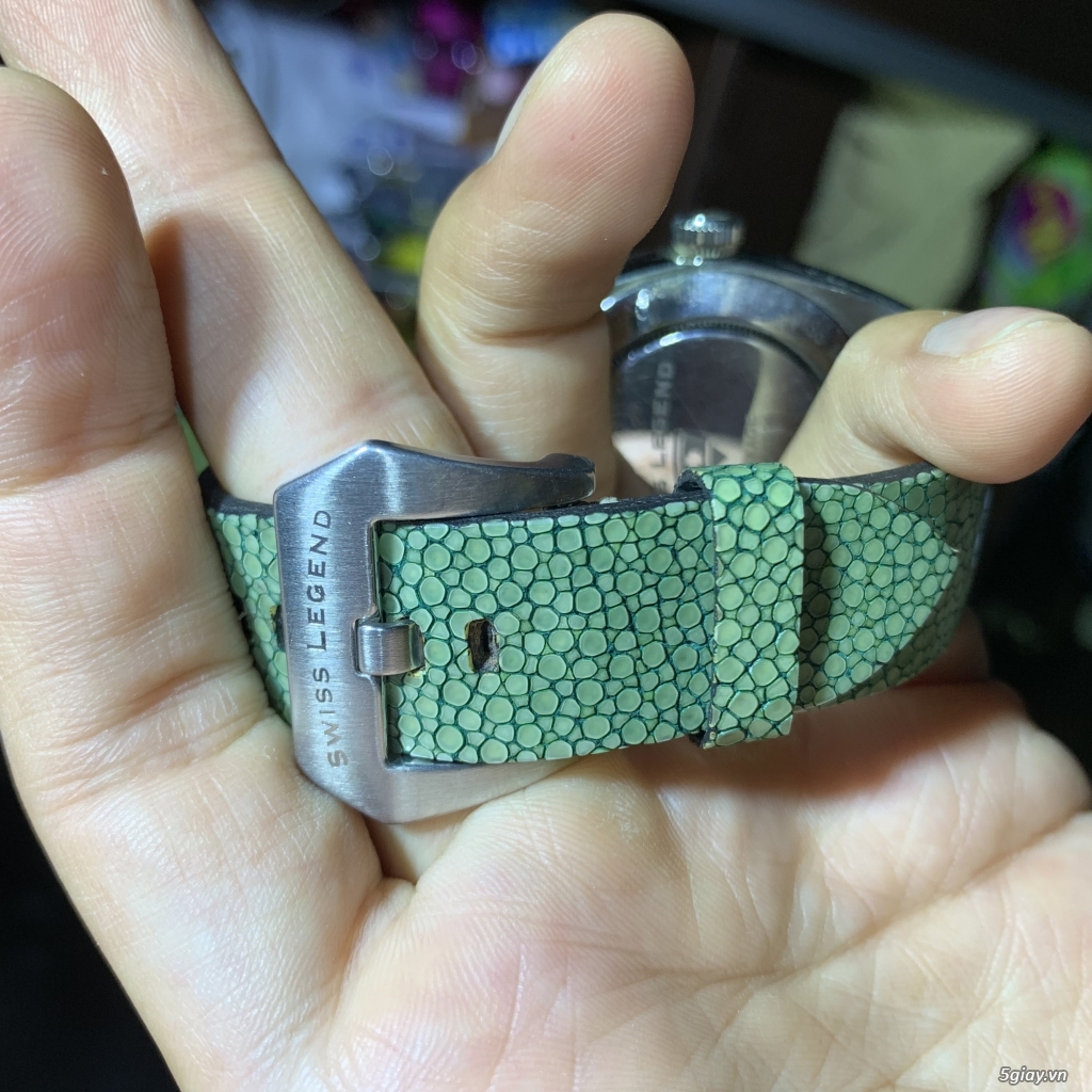 Đồng hồ Swiss Legend et 22:59 ngày 22/06/19 - 2