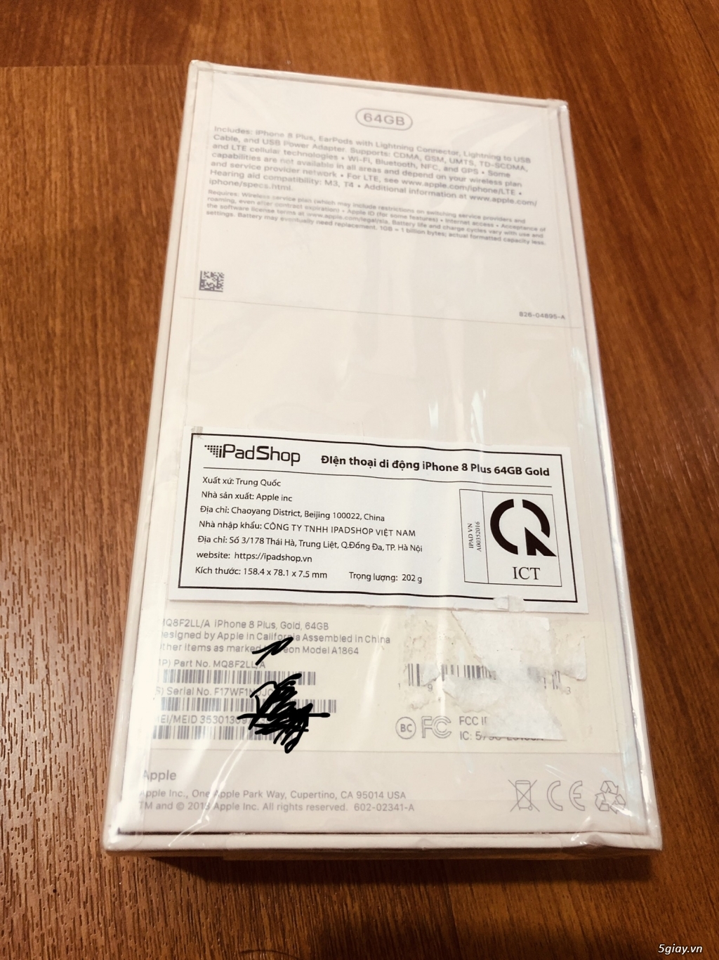 Bán iphone 8 plus 64gb nguyên seal do đang xài X