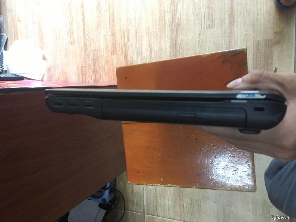 Sony i3 - 1