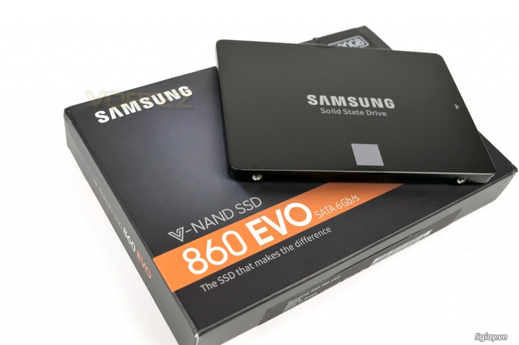 Ổ cứng SSD Samsung 860 Evo 250GB chính hãng mới 100% xách tay usa, end 23h00 04/08/2019
