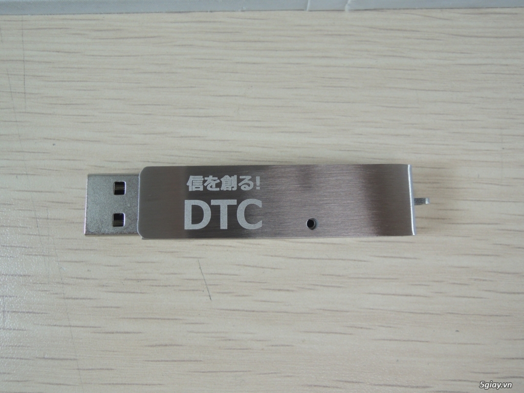 USB kim loại bền đẹp, giá yêu thương - 3