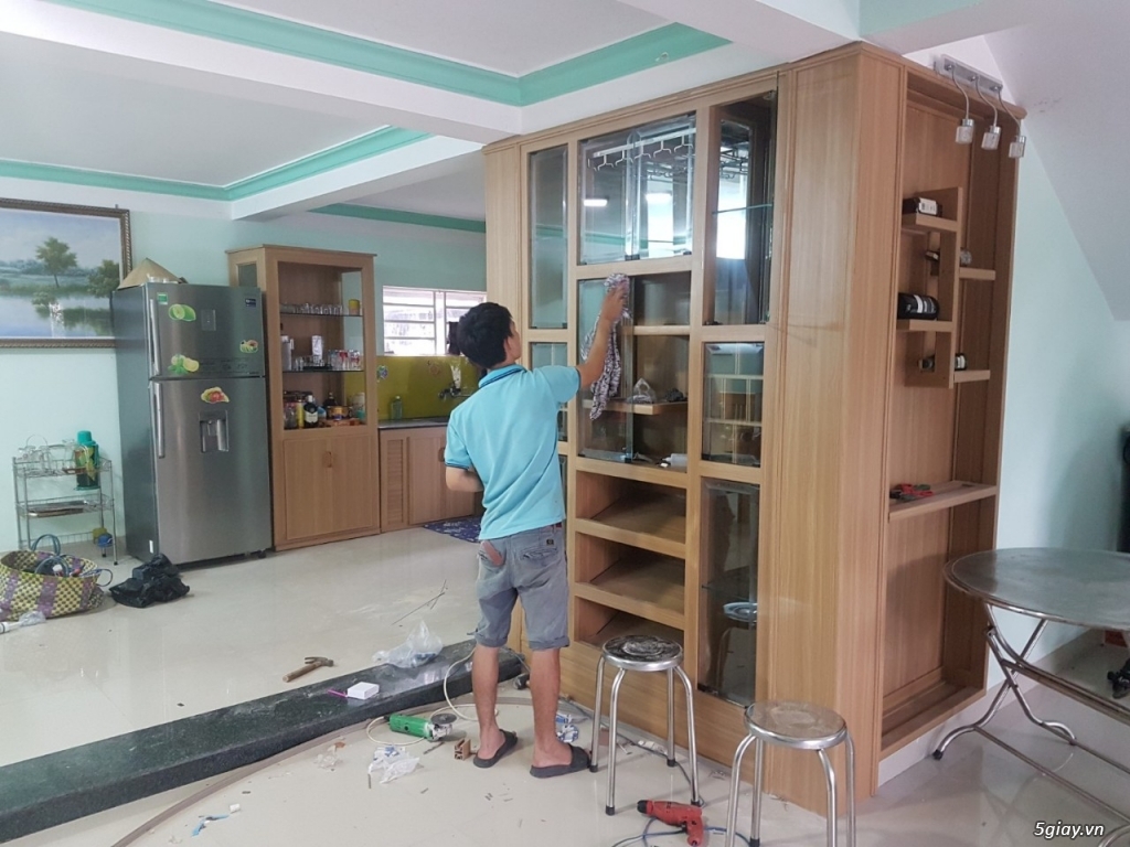 CHUYÊN THI CÔNG TỦ BẾP NHỰA - 1