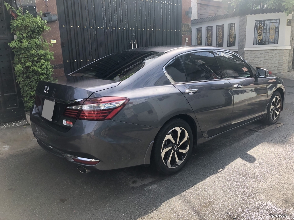 Bán xe Honda Accord 2019 tự động 2.4 nhập Thái - 2
