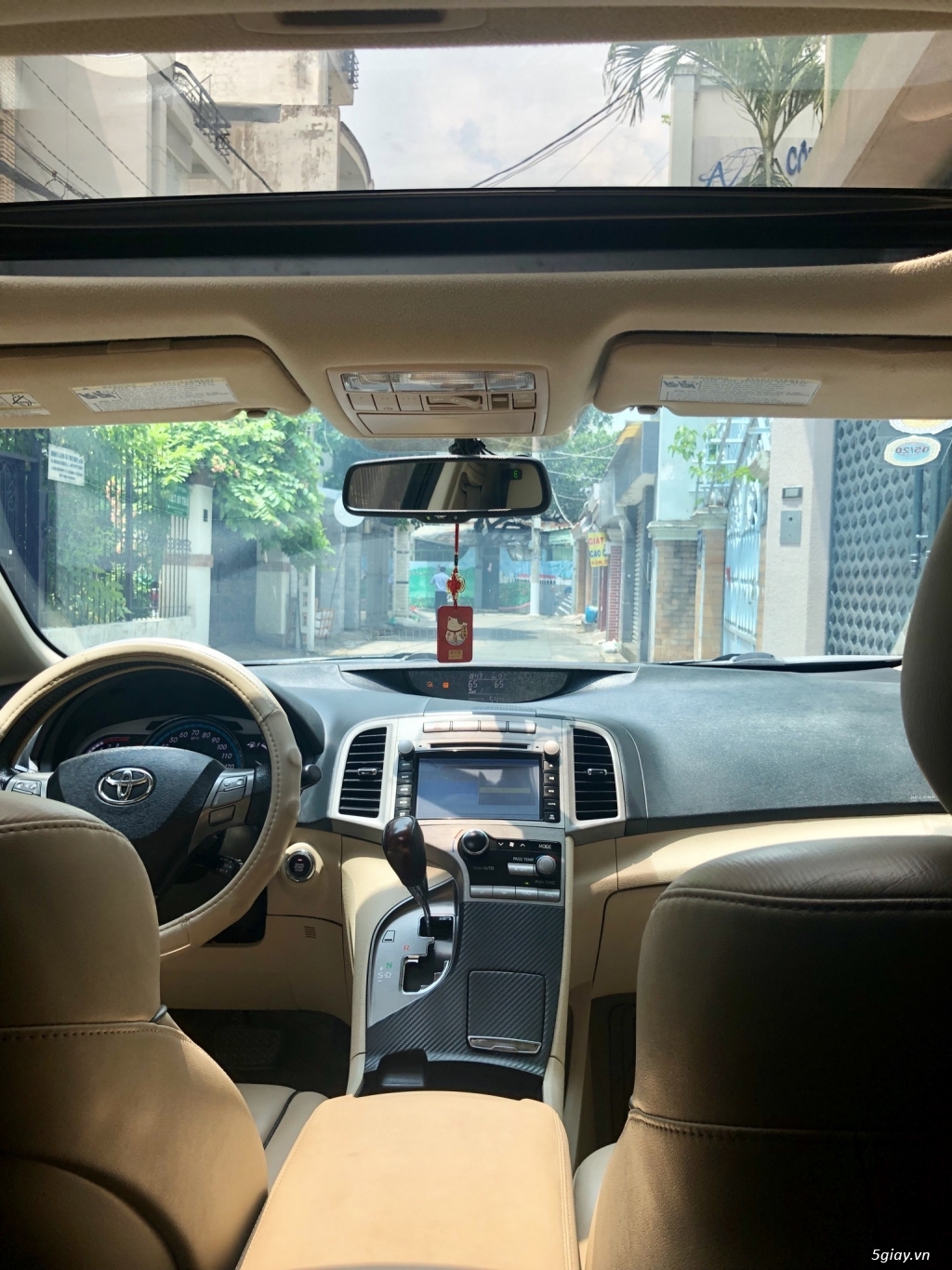 Venza 2010, tự động 3.5V6 màu cafe