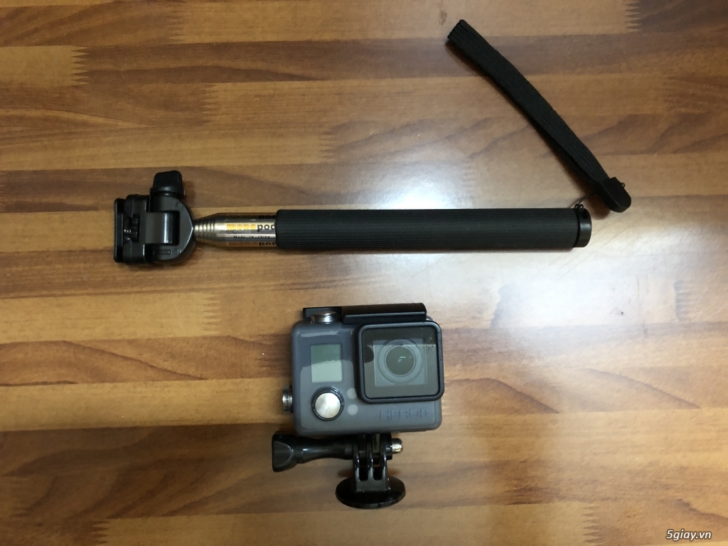 HCM- Cần bán GoPro Hero + LCD + 64G class10