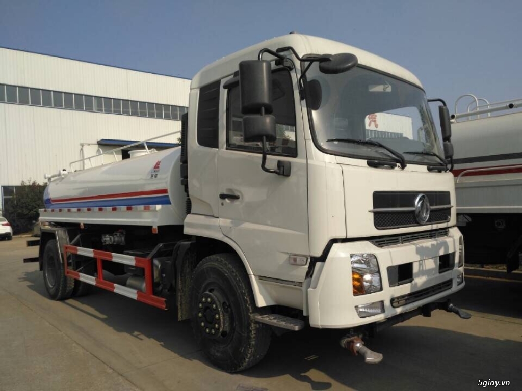 Xe phun nước rửa đường 9 khối Dongfeng 9m3
