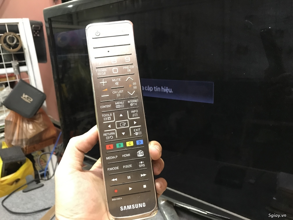 Xác tivi Samsung màn hình bị sọc - 2