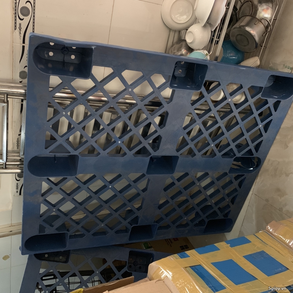 Cần bán vài tấm Palet lót hàng - 1
