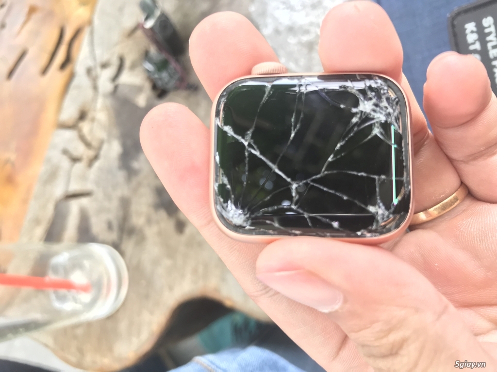 Apple watch series 4 - 40mm rose - 2