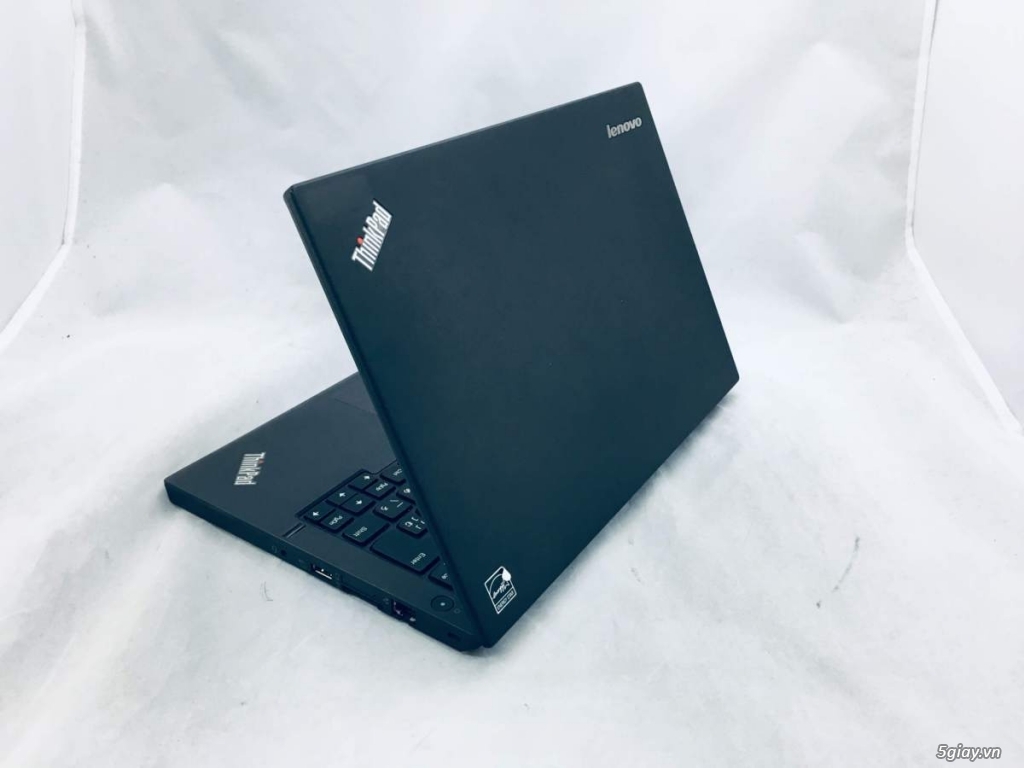 LENOVO THINKPAD X250 ( Core i5 5300U –Ram 4GB– 240GB SSD-12.5'')