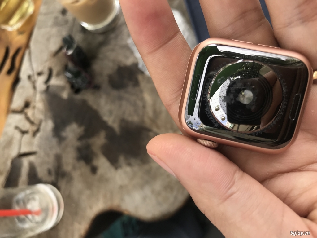 Apple watch series 4 - 40mm rose