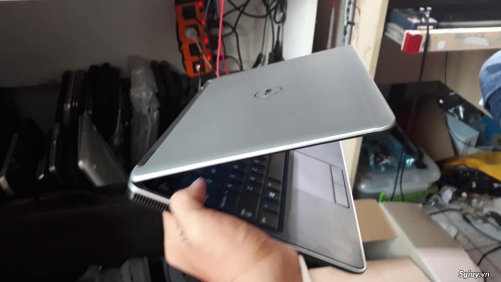 Dell 7240 - 2