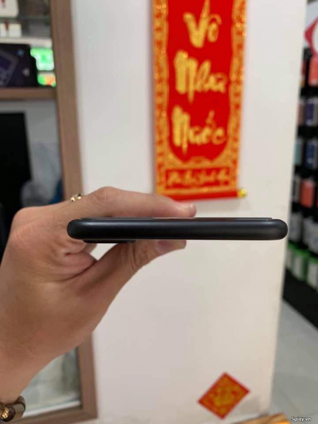 Iphone 7PLUS -256g-LL - 1