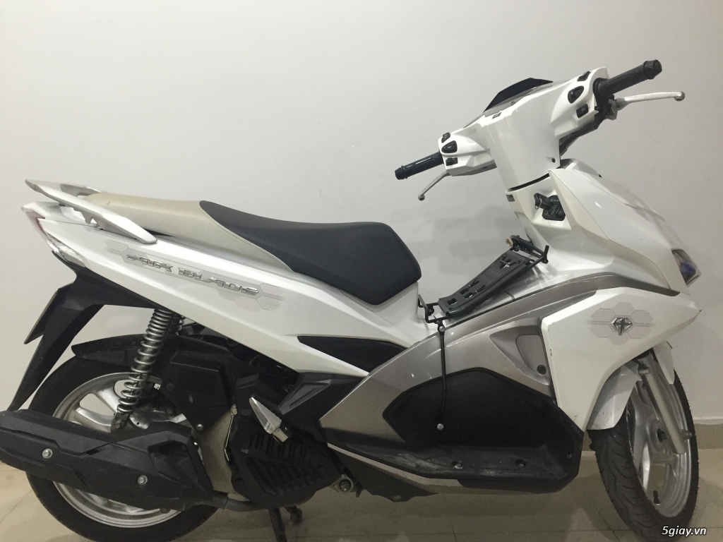 Honda Air Blade 2016 trắng , 16k km, 99% - 3