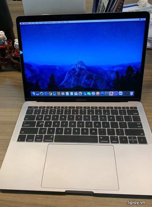 MacBook Pro13-inch, 2016, Two Thunderbolt 3 ports New 99% - 2